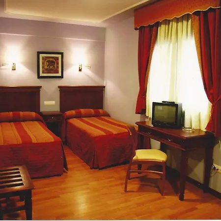 Torres San Leonardo de Yagüe