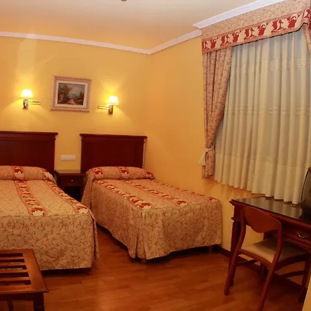 Torres San Leonardo de Yagüe